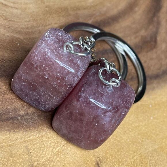 Strawberry Quartz tumble keychain key ring pendant chain NEW pink natural - Picture 6 of 8